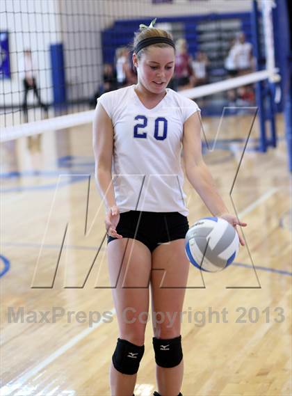 Thumbnail 1 in Andover vs Valley Center (KSHSAA 5A Sub-State Tournament) photogallery.