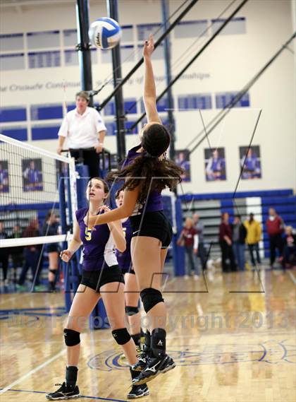 Thumbnail 3 in Andover vs Valley Center (KSHSAA 5A Sub-State Tournament) photogallery.