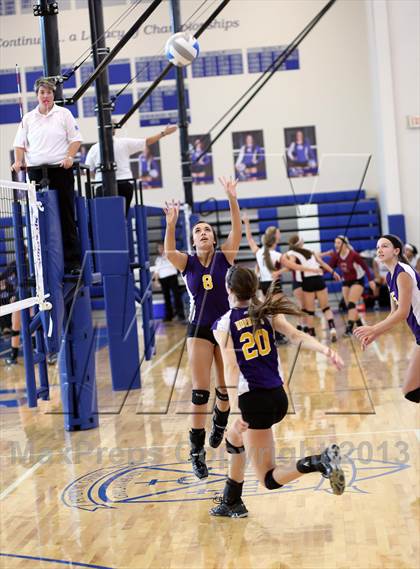 Thumbnail 1 in Andover vs Valley Center (KSHSAA 5A Sub-State Tournament) photogallery.