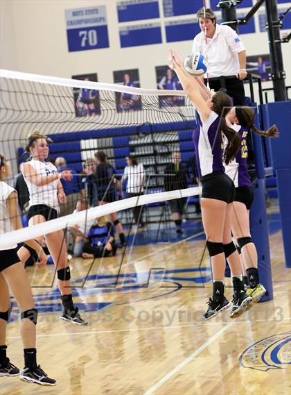 Thumbnail 1 in Andover vs Valley Center (KSHSAA 5A Sub-State Tournament) photogallery.
