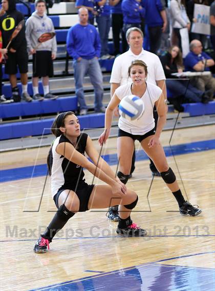 Thumbnail 2 in Andover vs Valley Center (KSHSAA 5A Sub-State Tournament) photogallery.