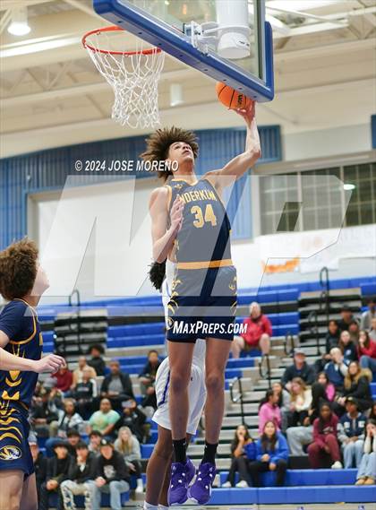 Thumbnail 2 in Mountain House vs Inderkum photogallery.