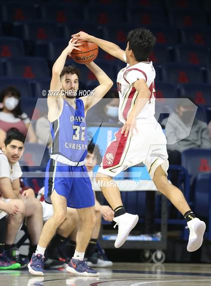 Thumbnail 1 in Desert Christian vs San Miguel (MLK Basketball Classic) photogallery.