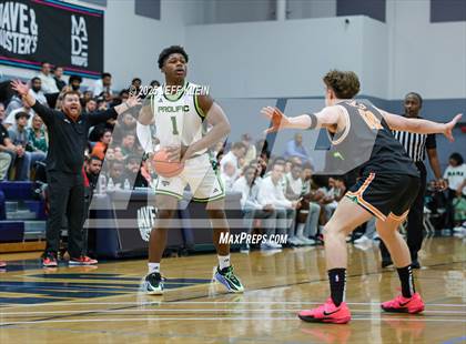 Thumbnail 1 in Iowa United vs Prolific Prep (Made Hoops - Miami Tip-Off) photogallery.