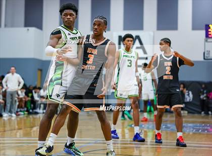 Thumbnail 3 in Iowa United vs Prolific Prep (Made Hoops - Miami Tip-Off) photogallery.