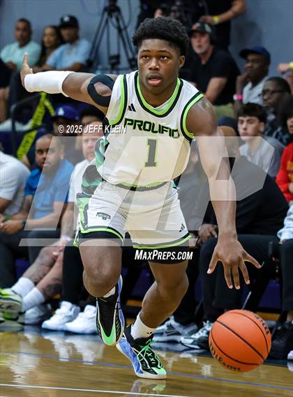 Thumbnail 3 in Iowa United vs Prolific Prep (Made Hoops - Miami Tip-Off) photogallery.