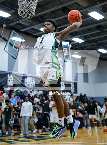 Thumbnail 3 in Iowa United vs Prolific Prep (Made Hoops - Miami Tip-Off) photogallery.