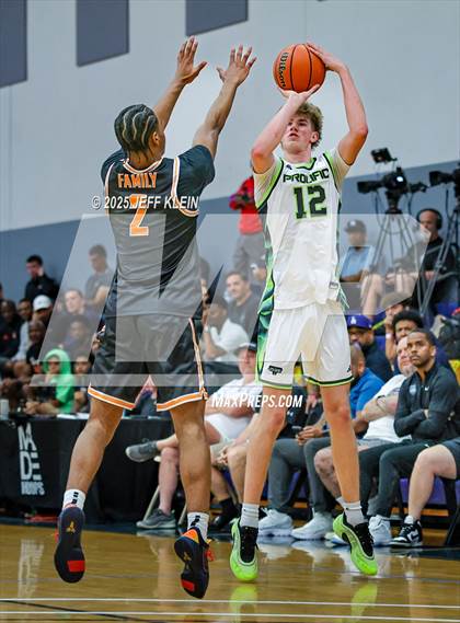 Thumbnail 1 in Iowa United vs Prolific Prep (Made Hoops - Miami Tip-Off) photogallery.