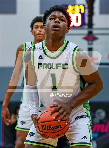 Thumbnail 3 in Iowa United vs Prolific Prep (Made Hoops - Miami Tip-Off) photogallery.