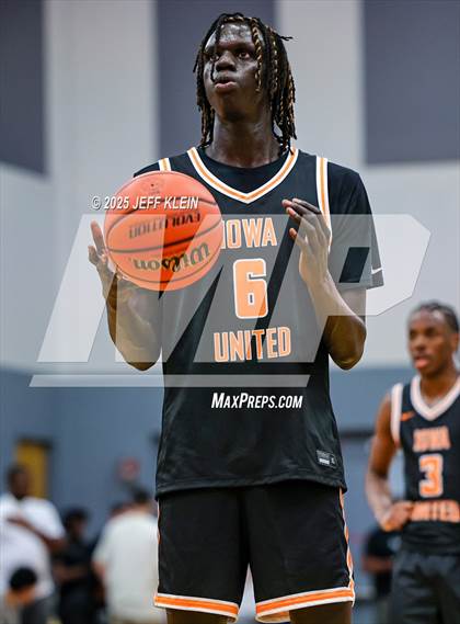 Thumbnail 2 in Iowa United vs Prolific Prep (Made Hoops - Miami Tip-Off) photogallery.
