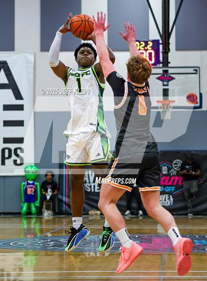 Thumbnail 1 in Iowa United vs Prolific Prep (Made Hoops - Miami Tip-Off) photogallery.