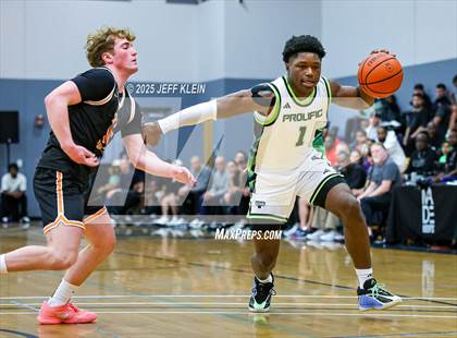 Thumbnail 2 in Iowa United vs Prolific Prep (Made Hoops - Miami Tip-Off) photogallery.