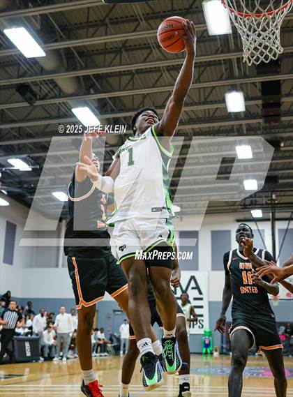 Thumbnail 3 in Iowa United vs Prolific Prep (Made Hoops - Miami Tip-Off) photogallery.