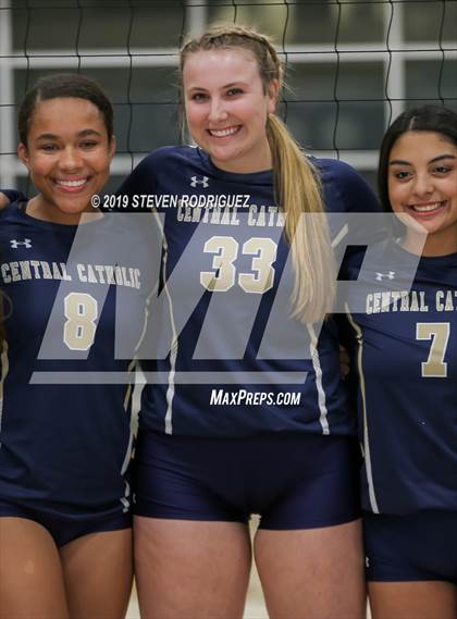 Thumbnail 1 in Kimball @ Central Catholic photogallery.