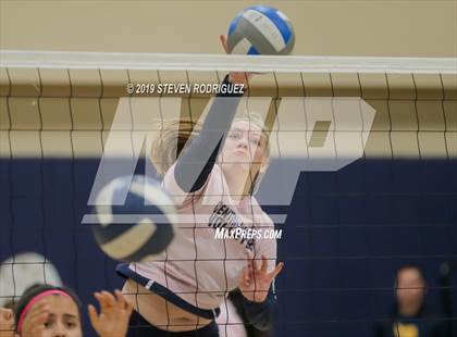 Thumbnail 2 in Kimball @ Central Catholic photogallery.