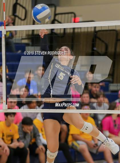 Thumbnail 2 in Kimball @ Central Catholic photogallery.