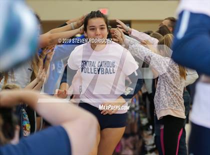 Thumbnail 1 in Kimball @ Central Catholic photogallery.
