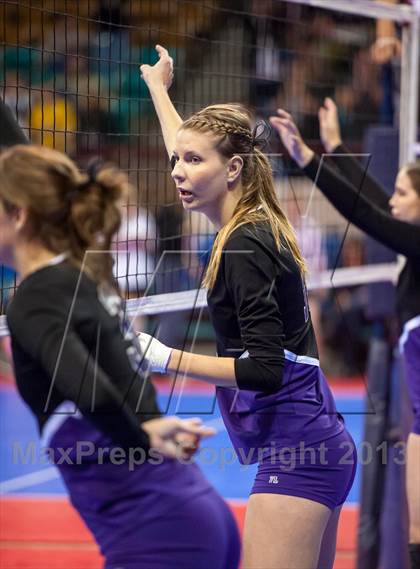 Thumbnail 1 in Bayfield vs. Lamar (CHSAA 3A Pool 1) photogallery.