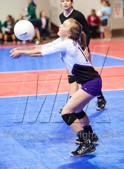 Thumbnail 3 in Bayfield vs. Lamar (CHSAA 3A Pool 1) photogallery.