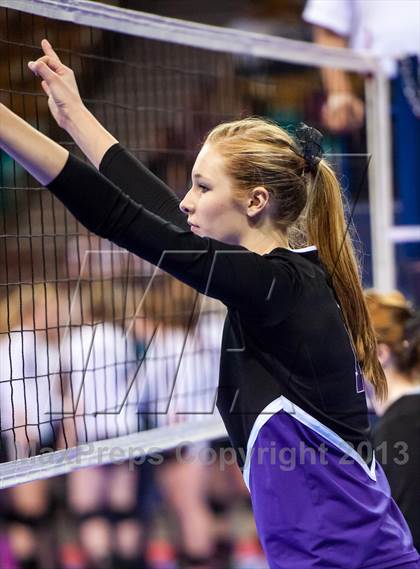 Thumbnail 1 in Bayfield vs. Lamar (CHSAA 3A Pool 1) photogallery.