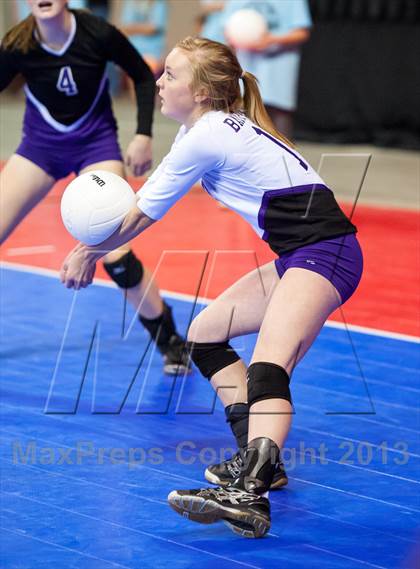 Thumbnail 2 in Bayfield vs. Lamar (CHSAA 3A Pool 1) photogallery.