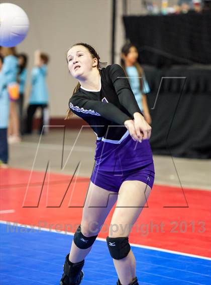 Thumbnail 3 in Bayfield vs. Lamar (CHSAA 3A Pool 1) photogallery.