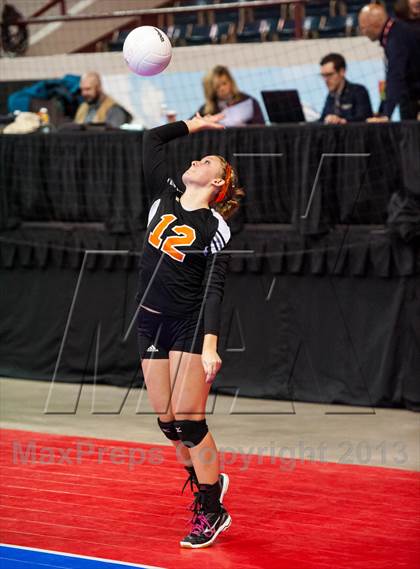 Thumbnail 3 in Bayfield vs. Lamar (CHSAA 3A Pool 1) photogallery.