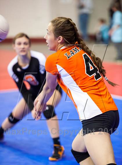 Thumbnail 2 in Bayfield vs. Lamar (CHSAA 3A Pool 1) photogallery.