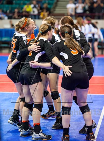 Thumbnail 3 in Bayfield vs. Lamar (CHSAA 3A Pool 1) photogallery.