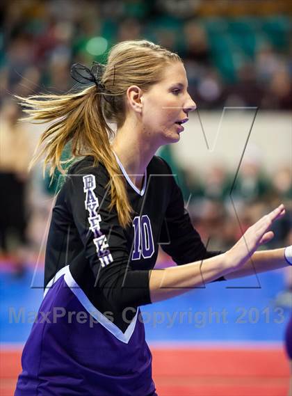 Thumbnail 3 in Bayfield vs. Lamar (CHSAA 3A Pool 1) photogallery.