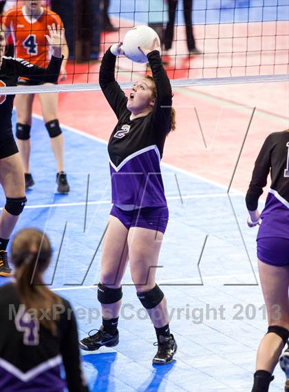 Thumbnail 1 in Bayfield vs. Lamar (CHSAA 3A Pool 1) photogallery.