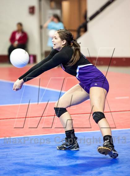 Thumbnail 2 in Bayfield vs. Lamar (CHSAA 3A Pool 1) photogallery.
