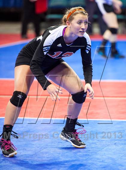 Thumbnail 2 in Bayfield vs. Lamar (CHSAA 3A Pool 1) photogallery.