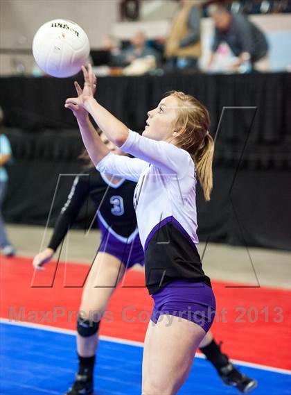 Thumbnail 1 in Bayfield vs. Lamar (CHSAA 3A Pool 1) photogallery.