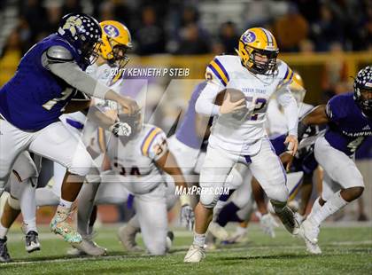 Thumbnail 2 in Denham Springs @ Hahnville (LHSAA 5A 1st Round Playoff) photogallery.