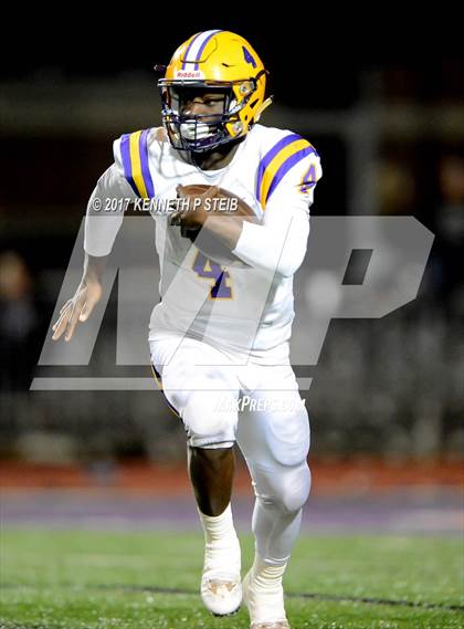 Thumbnail 3 in Denham Springs @ Hahnville (LHSAA 5A 1st Round Playoff) photogallery.