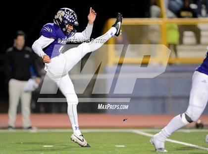 Thumbnail 1 in Denham Springs @ Hahnville (LHSAA 5A 1st Round Playoff) photogallery.