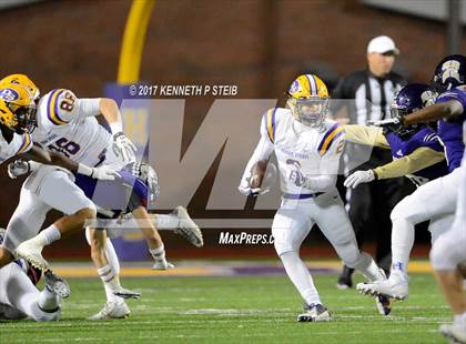 Thumbnail 3 in Denham Springs @ Hahnville (LHSAA 5A 1st Round Playoff) photogallery.