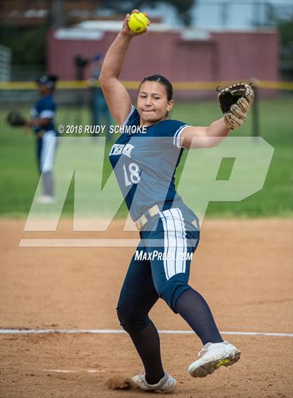 Thumbnail 3 in Mater Dei Catholic @ Torrey Pines (Falcon Fiesta Tournament) photogallery.