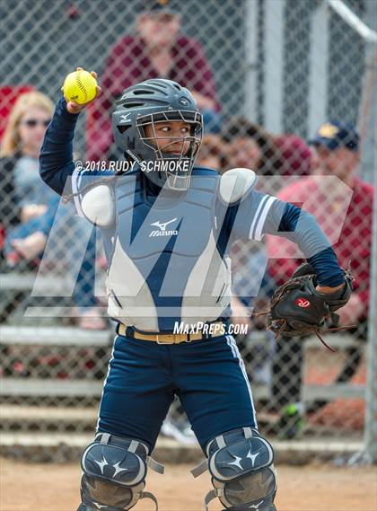 Thumbnail 2 in Mater Dei Catholic @ Torrey Pines (Falcon Fiesta Tournament) photogallery.