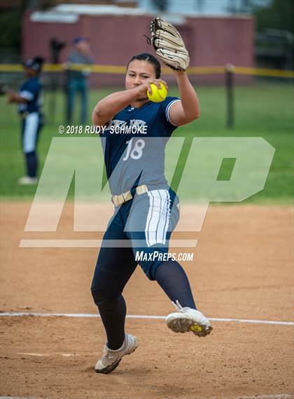 Thumbnail 3 in Mater Dei Catholic @ Torrey Pines (Falcon Fiesta Tournament) photogallery.