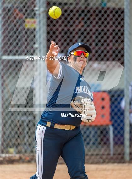 Thumbnail 2 in Mater Dei Catholic @ Torrey Pines (Falcon Fiesta Tournament) photogallery.