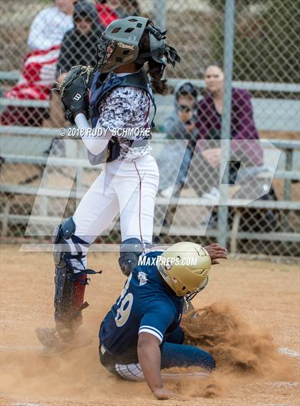 Thumbnail 2 in Mater Dei Catholic @ Torrey Pines (Falcon Fiesta Tournament) photogallery.