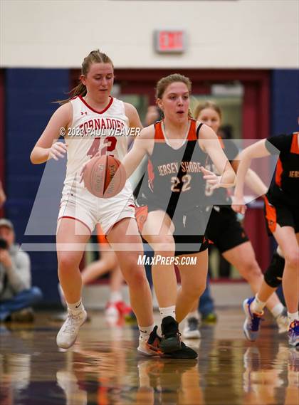Thumbnail 3 in Mount Carmel vs. Jersey Shore (PHAC Semifinal) photogallery.
