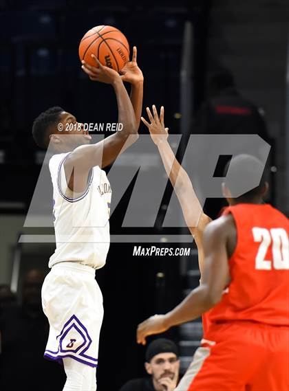 Thumbnail 2 in Chaminade vs. Bloomington (Chicago Elite Classic) photogallery.