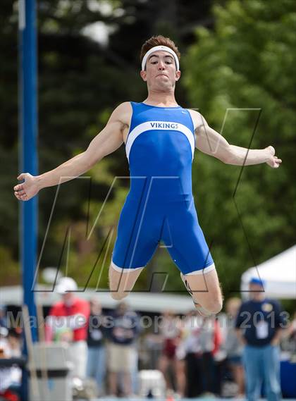 Thumbnail 2 in UHSAA 5A Track and Field Championships photogallery.