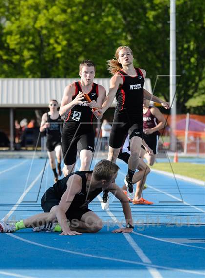 Thumbnail 2 in UHSAA 5A Track and Field Championships photogallery.