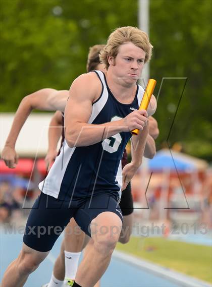 Thumbnail 3 in UHSAA 5A Track and Field Championships photogallery.