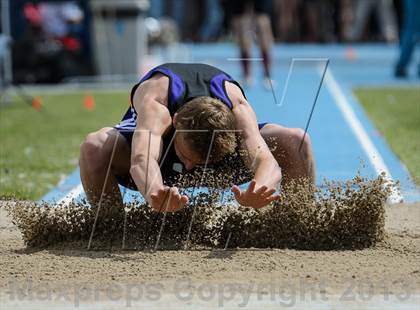 Thumbnail 1 in UHSAA 5A Track and Field Championships photogallery.