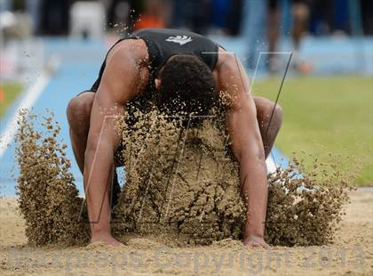 Thumbnail 1 in UHSAA 5A Track and Field Championships photogallery.